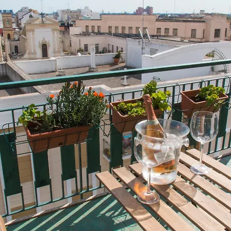 Penthouse Station Luxury & Guest house 2*