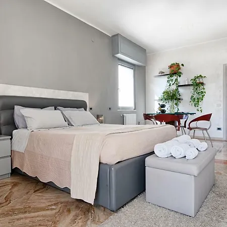 Penthouse Station Luxury & Brindisi