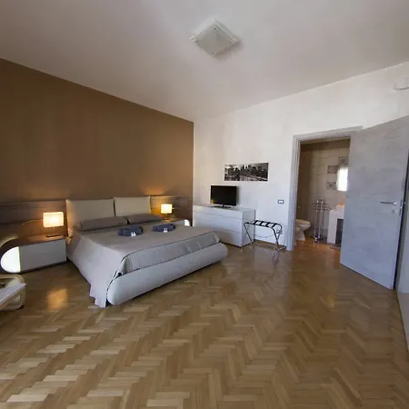 Guest house Penthouse Station Luxury &